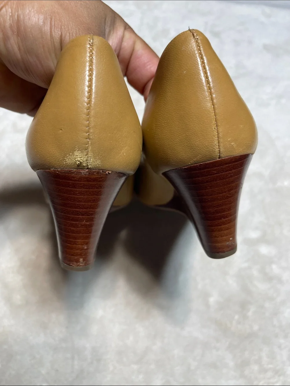 Tory Burch Camel Leather Logo Wedge Pumps Size 6.5